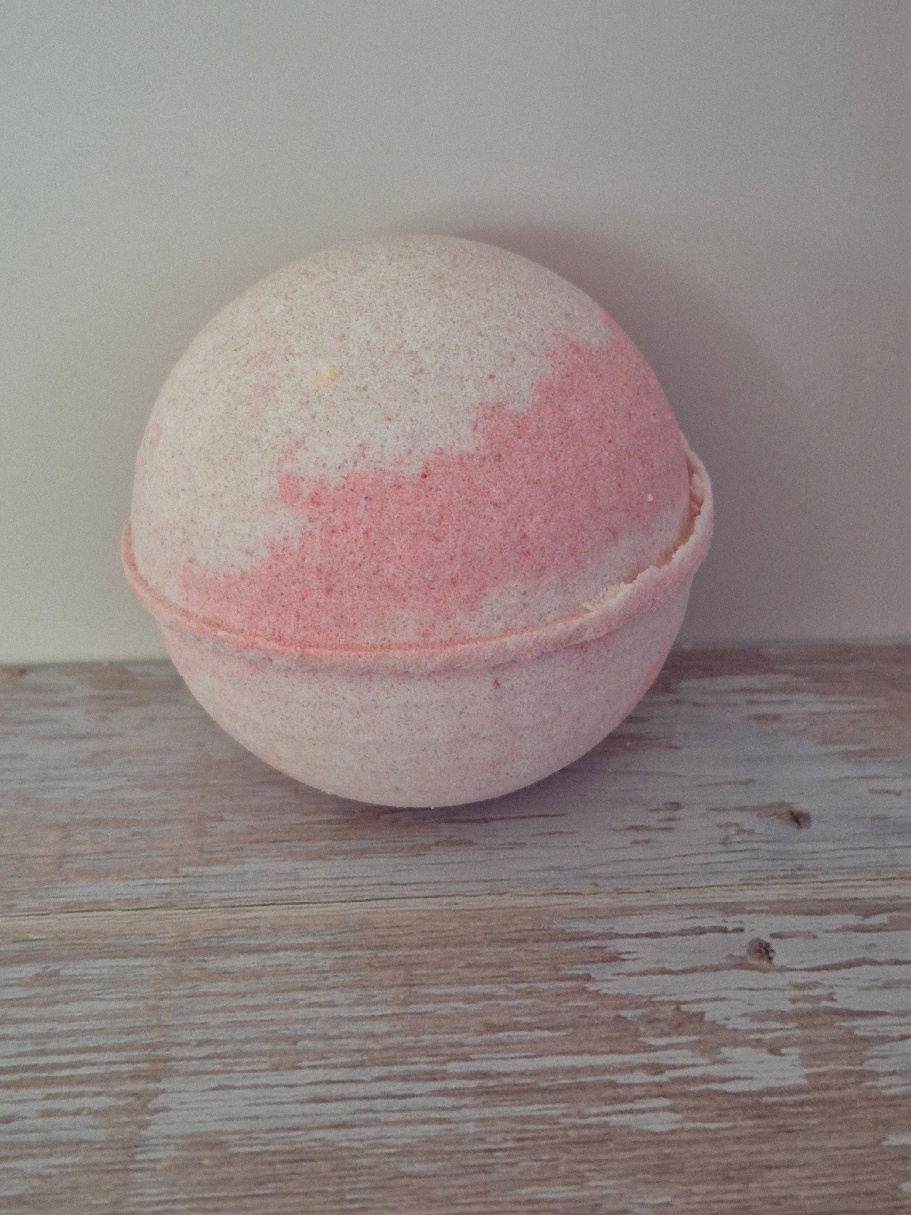 Blood Orange & Goji Bath Bomb