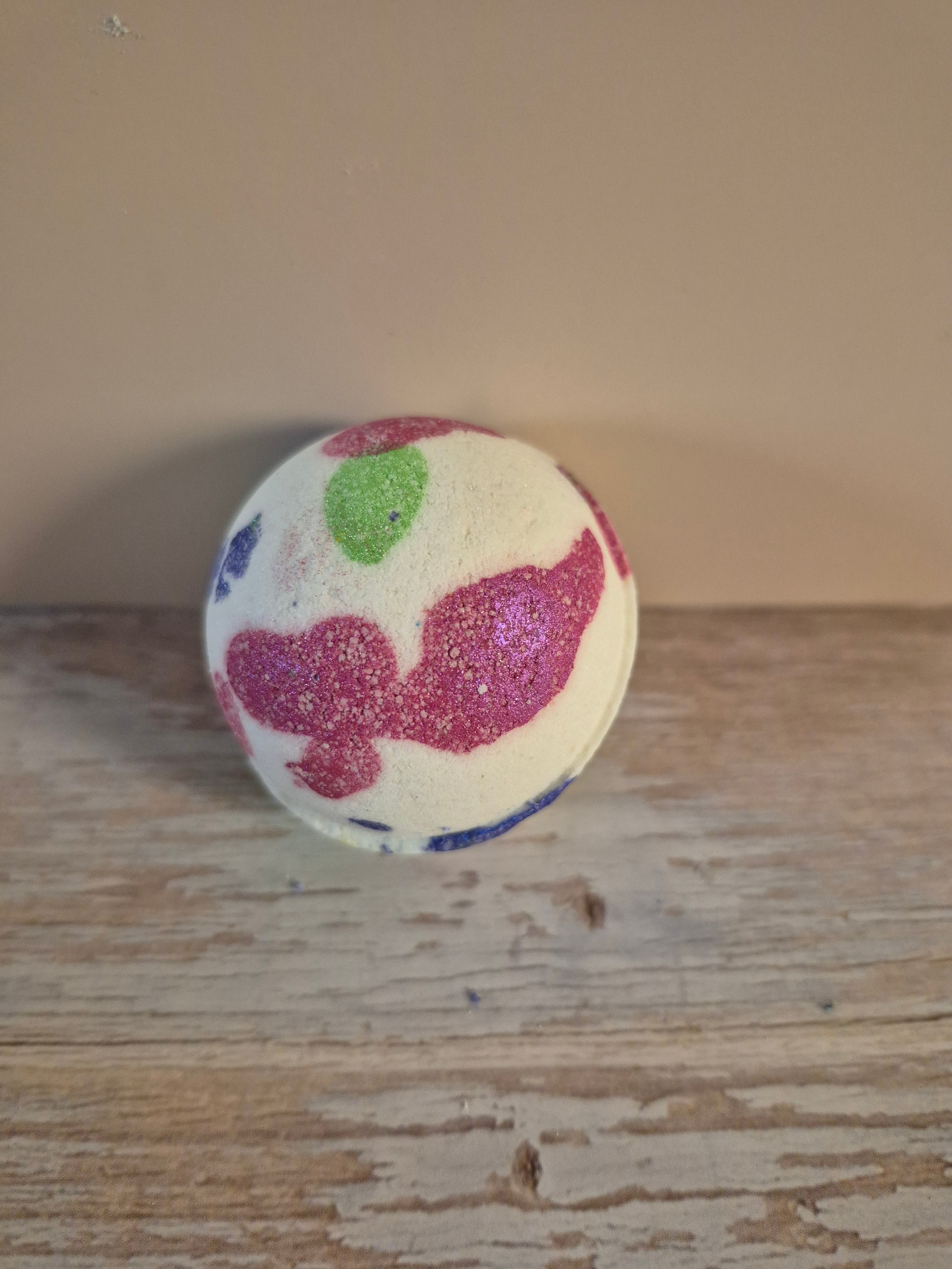 Froot Loops Bath Bomb with Magic Grow Foam Bath Toy